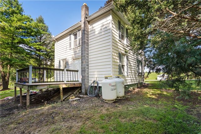 4749 Herendeen Road, Farmington, NY 14548