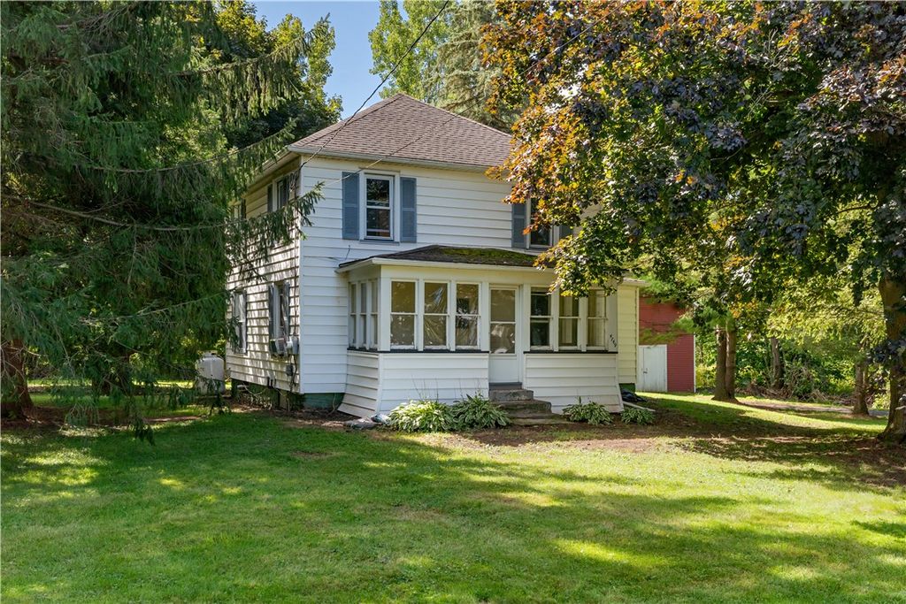 4749 Herendeen Road, Farmington, NY 14548