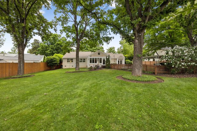 109 Gilman Ave, Nashville, TN 37205