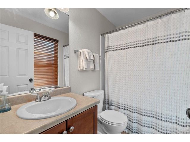 10596 Forester Pl, Longmont, CO 80504