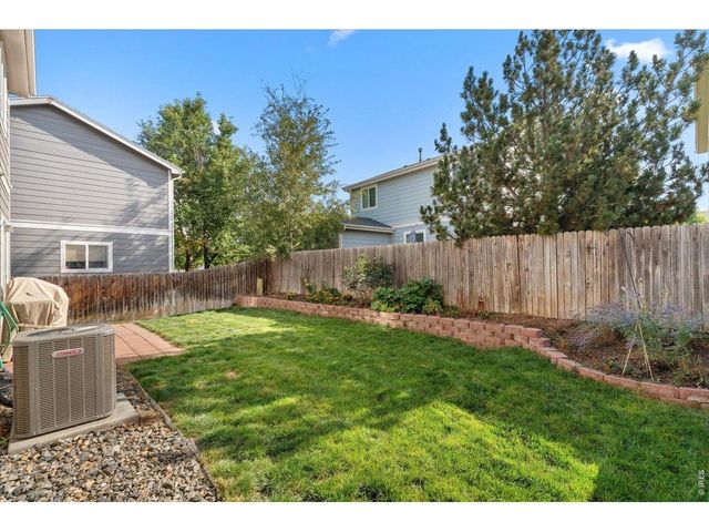 10596 Forester Pl, Longmont, CO 80504