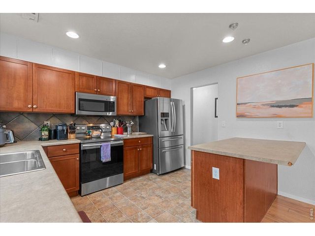 10596 Forester Pl, Longmont, CO 80504