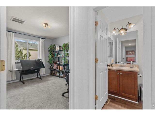 10596 Forester Pl, Longmont, CO 80504