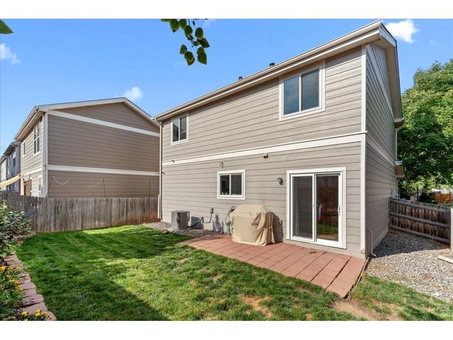 10596 Forester Pl, Longmont, CO 80504