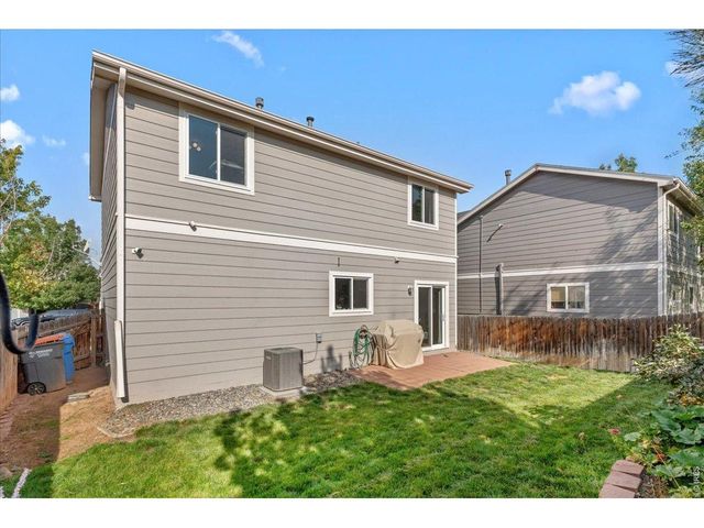 10596 Forester Pl, Longmont, CO 80504