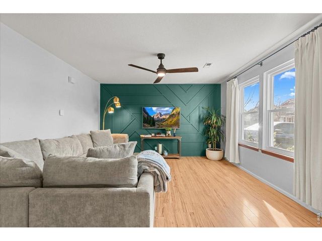 10596 Forester Pl, Longmont, CO 80504