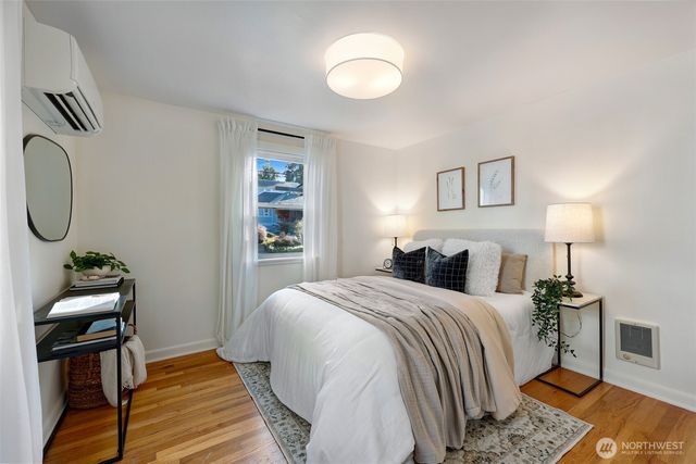 3924 SW Holden Street, Seattle, WA 98136