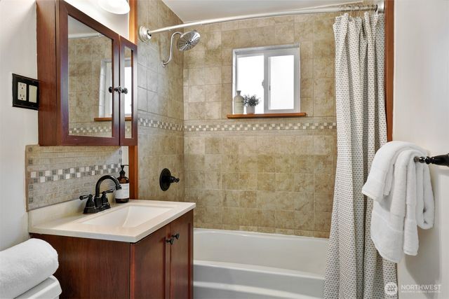 3924 SW Holden Street, Seattle, WA 98136