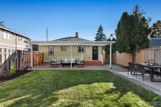 3924 SW Holden Street, Seattle, WA 98136
