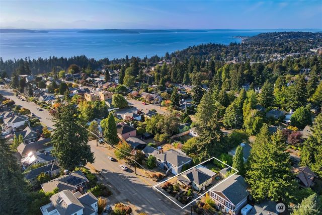 3924 SW Holden Street, Seattle, WA 98136