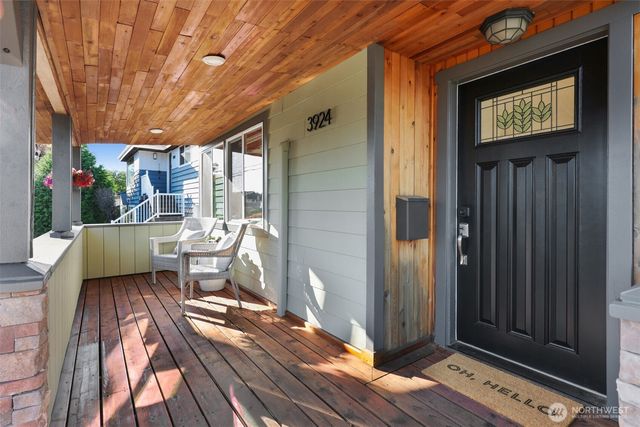 3924 SW Holden Street, Seattle, WA 98136