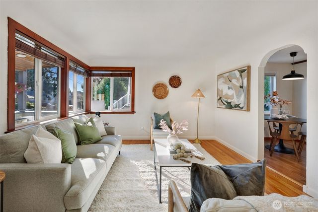 3924 SW Holden Street, Seattle, WA 98136
