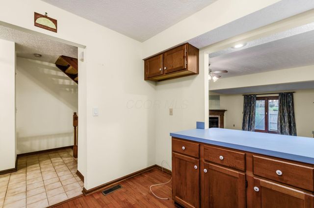 1034 Pinewood Lane, 11-4, Columbus, OH 43230