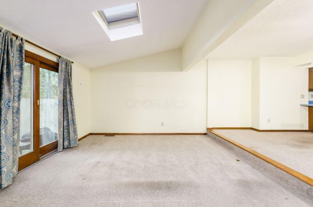 1034 Pinewood Lane, 11-4, Columbus, OH 43230