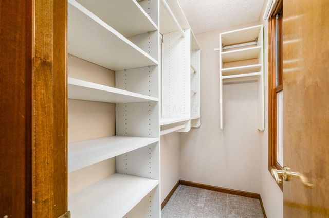 1034 Pinewood Lane, 11-4, Columbus, OH 43230