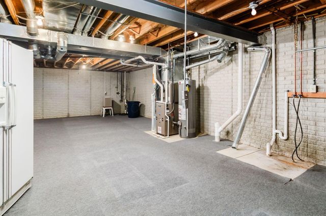 1034 Pinewood Lane, 11-4, Columbus, OH 43230