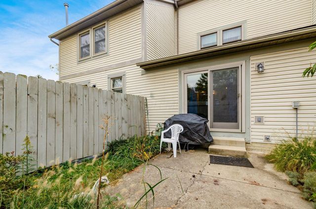 1034 Pinewood Lane, 11-4, Columbus, OH 43230