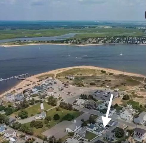 6 78th Street A, Newburyport, MA 01950