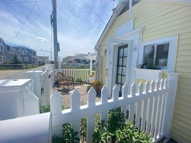 6 78th Street A, Newburyport, MA 01950