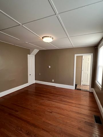 31-33 Tremont St 1, Braintree, MA 02184