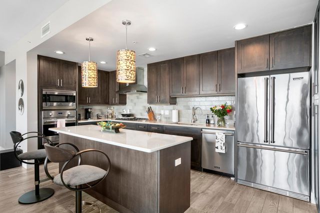 176 4TH AVENUE NE 1002, St Petersburg, FL 33713