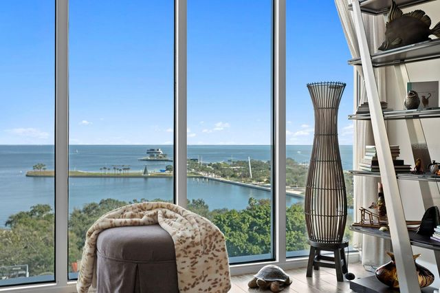 176 4TH AVENUE NE 1002, St Petersburg, FL 33713