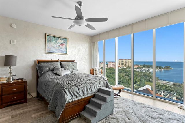 176 4TH AVENUE NE 1002, St Petersburg, FL 33713