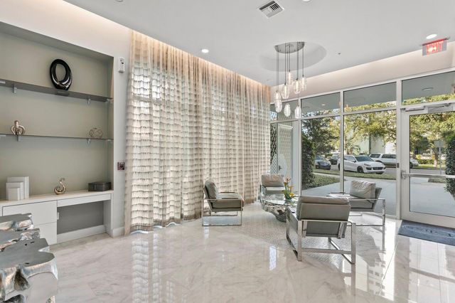 176 4TH AVENUE NE 1002, St Petersburg, FL 33713