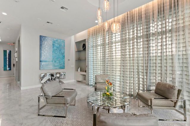 176 4TH AVENUE NE 1002, St Petersburg, FL 33713