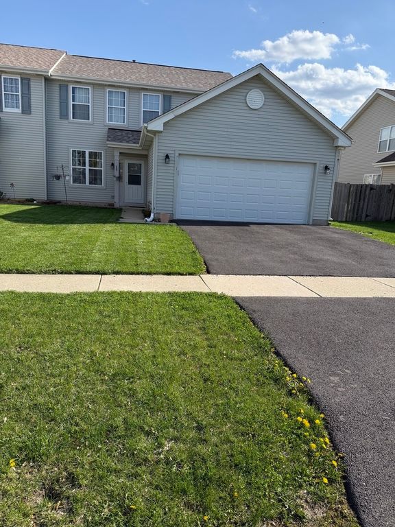 28815 Sawmill Lane, Lakemoor, IL 60051