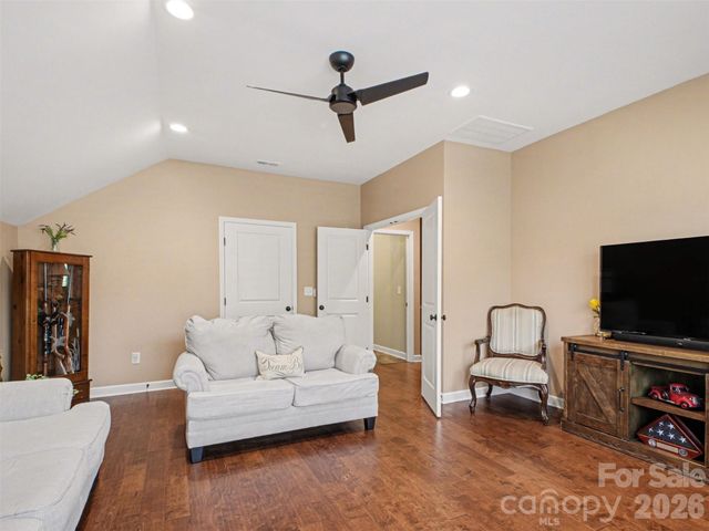 423 Lucky Drive NW, Concord, NC 28027