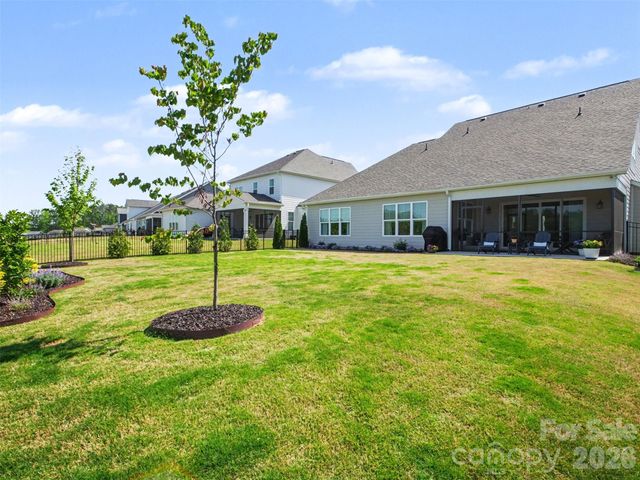 423 Lucky Drive NW, Concord, NC 28027