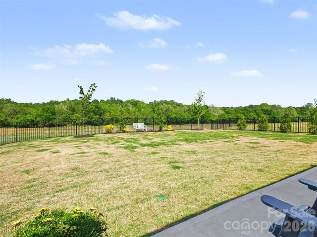 423 Lucky Drive NW, Concord, NC 28027
