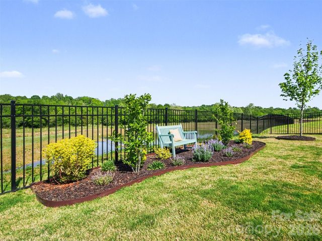 423 Lucky Drive NW, Concord, NC 28027