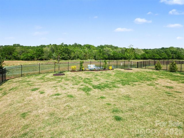 423 Lucky Drive NW, Concord, NC 28027