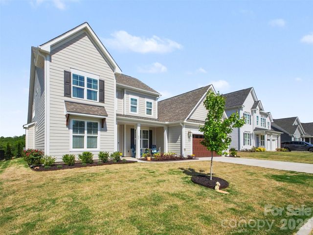 423 Lucky Drive NW, Concord, NC 28027