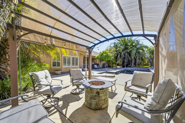 2372 Tradition Way, Redding, CA 96001