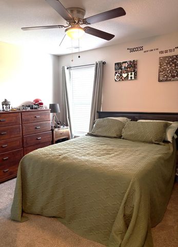 717 S ALLEN ST, Centralia, MO 65240