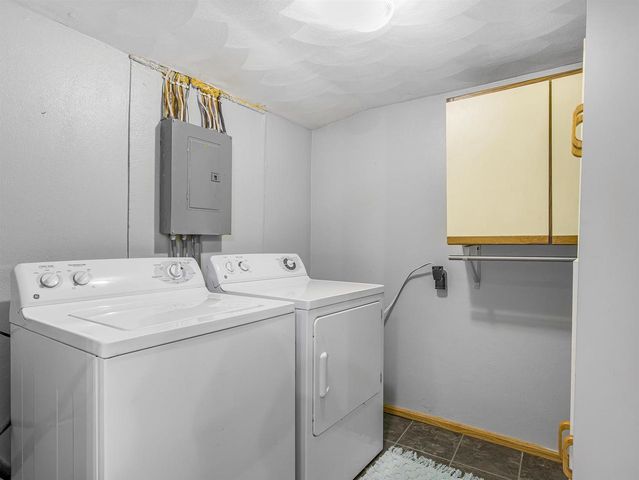 211 Warren Street, Albany, WI 53502