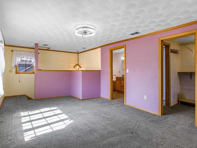 211 Warren Street, Albany, WI 53502