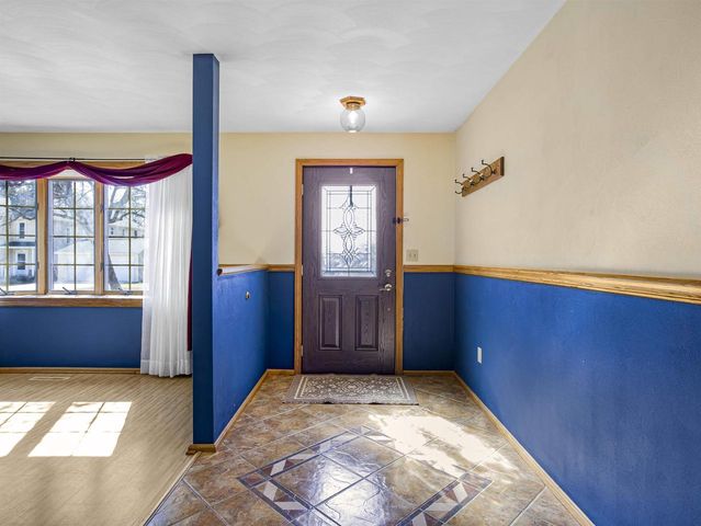 211 Warren Street, Albany, WI 53502