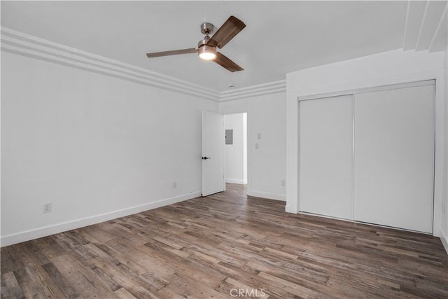 522 W 82nd St, Los Angeles, CA 90044