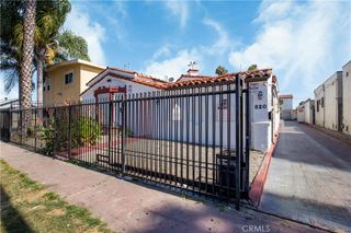 522 W 82nd St, Los Angeles, CA 90044