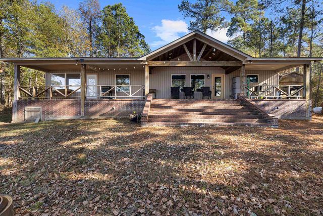 1326 Circle Drive, Beckville, TX 75631