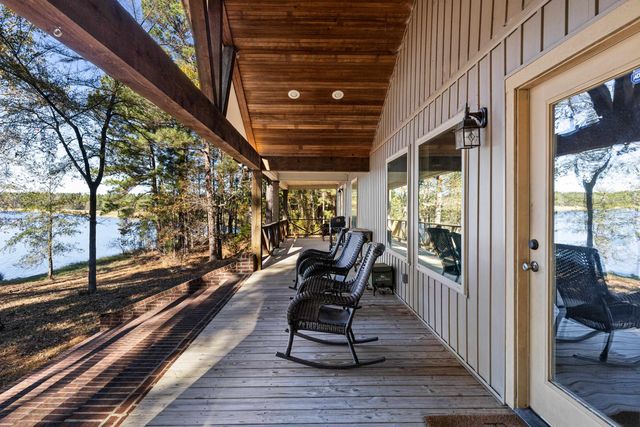 1326 Circle Drive, Beckville, TX 75631