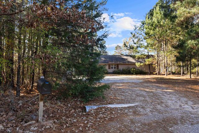 1326 Circle Drive, Beckville, TX 75631