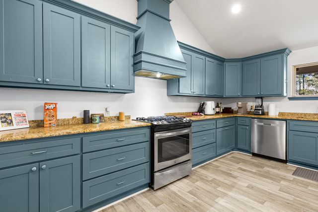 1326 Circle Drive, Beckville, TX 75631