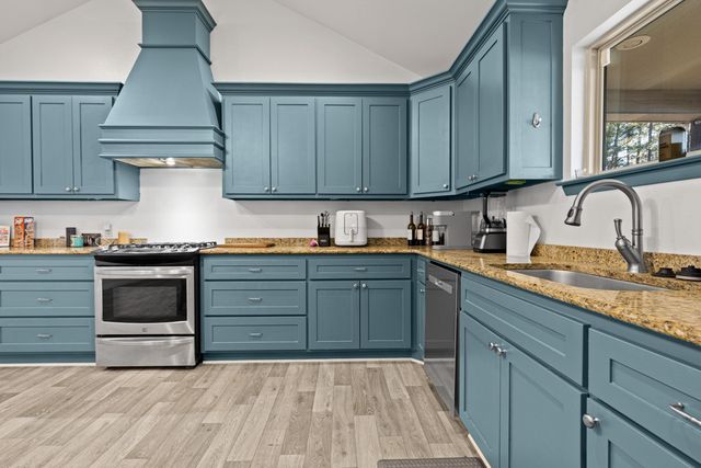 1326 Circle Drive, Beckville, TX 75631