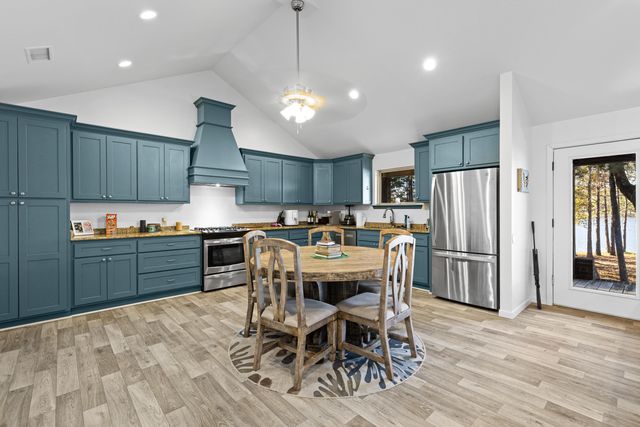 1326 Circle Drive, Beckville, TX 75631