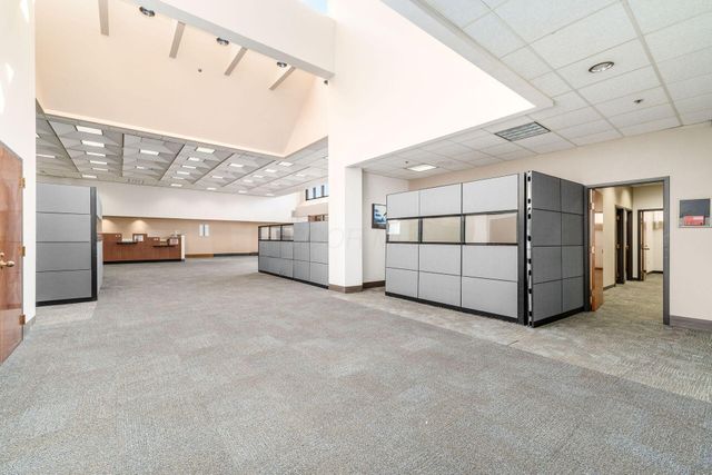 68 W Church Street, Entire 1st Floor, Newark, OH 43055